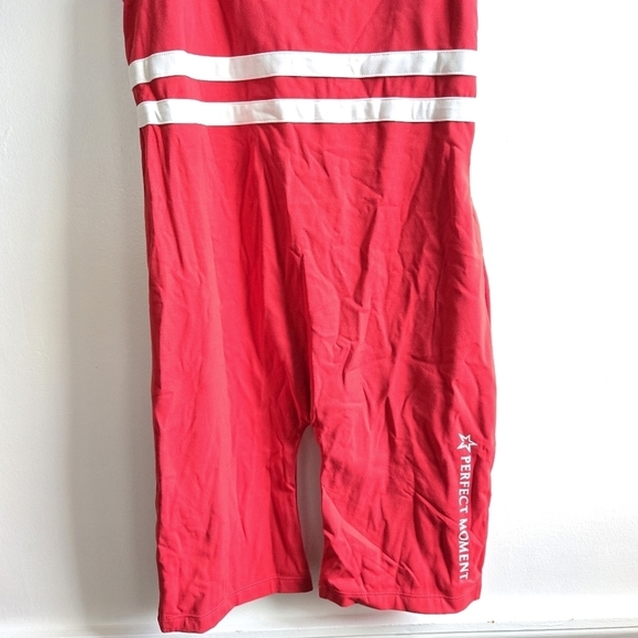 New Perfect Moment Seamless Stripe Red Fitness Suit NWT Medium - Picture 9 of 13